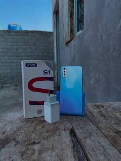 vivo s1 With box Charger