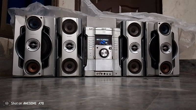 SONY Mhc Gn88d hifi sound system Earth shaking bass 0