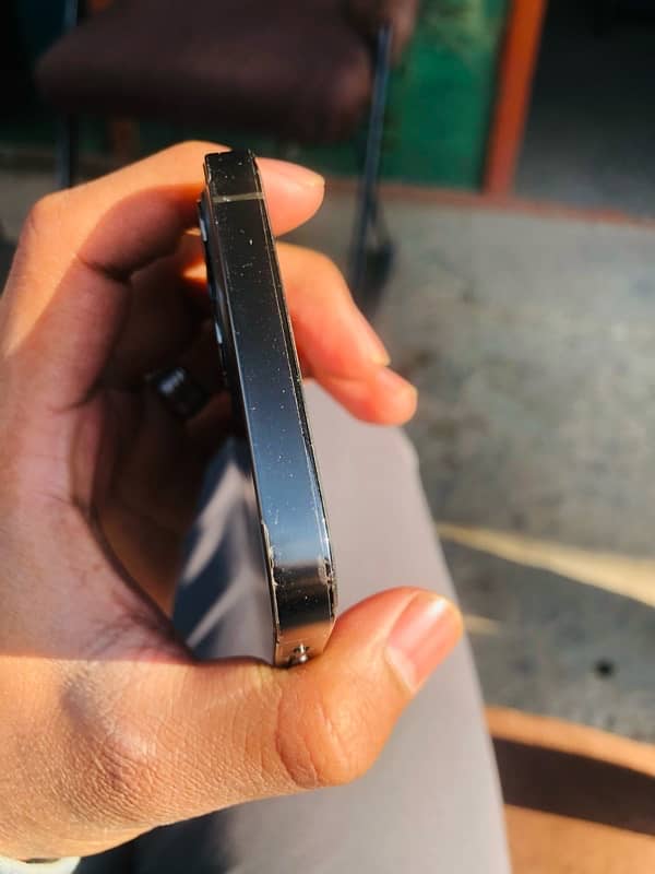 iPhone 12 Pro Non PTA 4