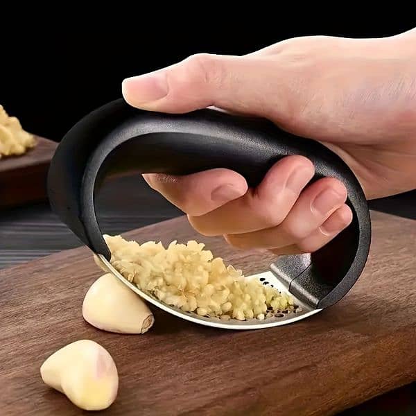 1pc Stainless Steel Garlic Presser 3