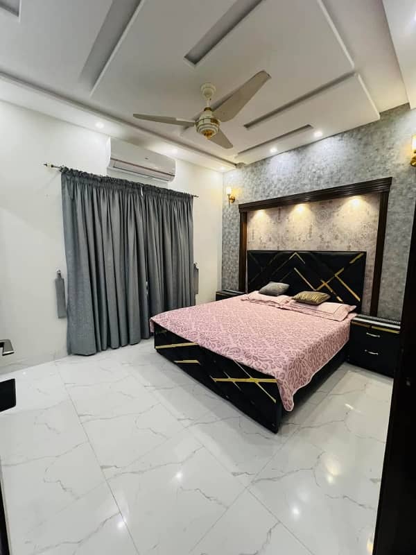 FULLY FURNISHED_5 MARLA HOUSE FOR SALE IN TAUHEED BLOCK 5