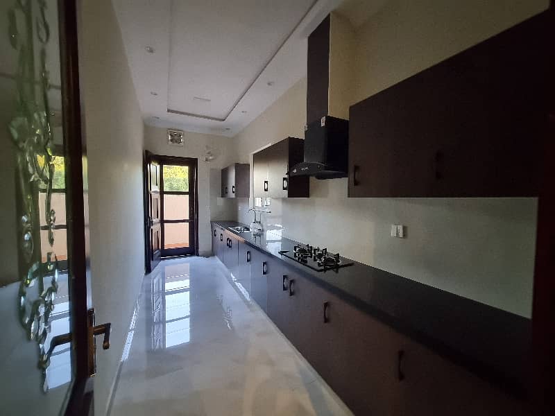 BRAND NEW 2 KANAL HOUSE FOR SALE 11