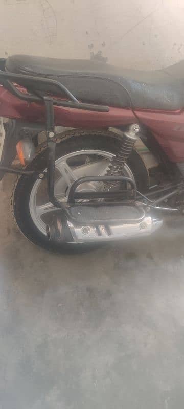 Suzuki gd 110 self start 10