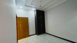 5marla lower portion available for rent in jubilee town Lahore