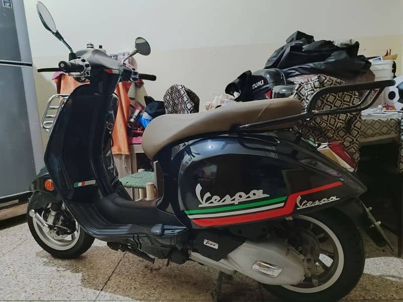 vespa primavera model 2018 4