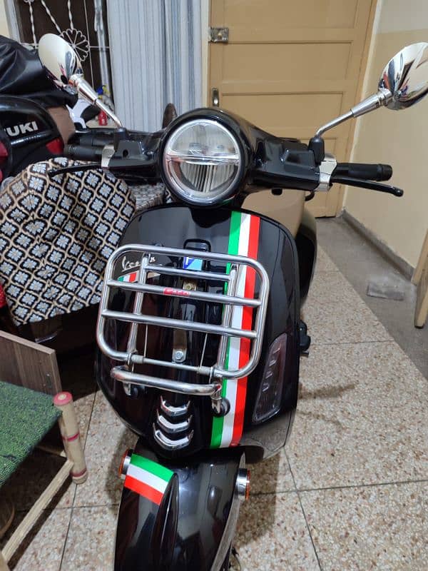 vespa primavera model 2018 9