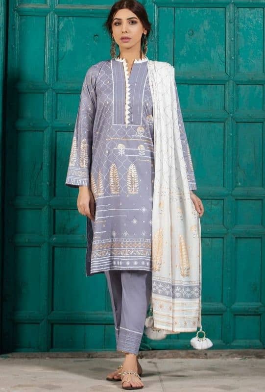 Branded (Lakhany) Unstitched Printed Lawn 03 PC Suits 4