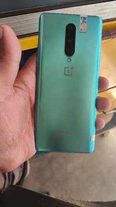 OnePlus 8 and 9r