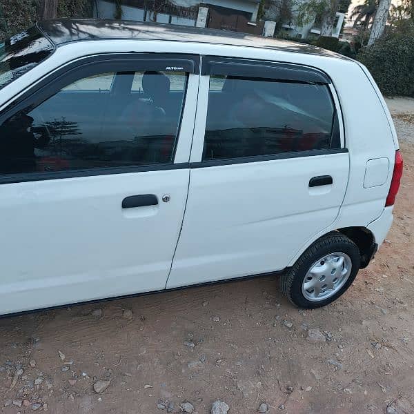 Suzuki Alto 2011 4