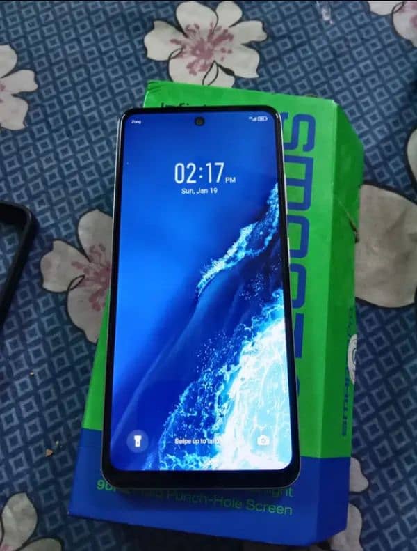 Infinix smart 8 pro 4+4 128 1