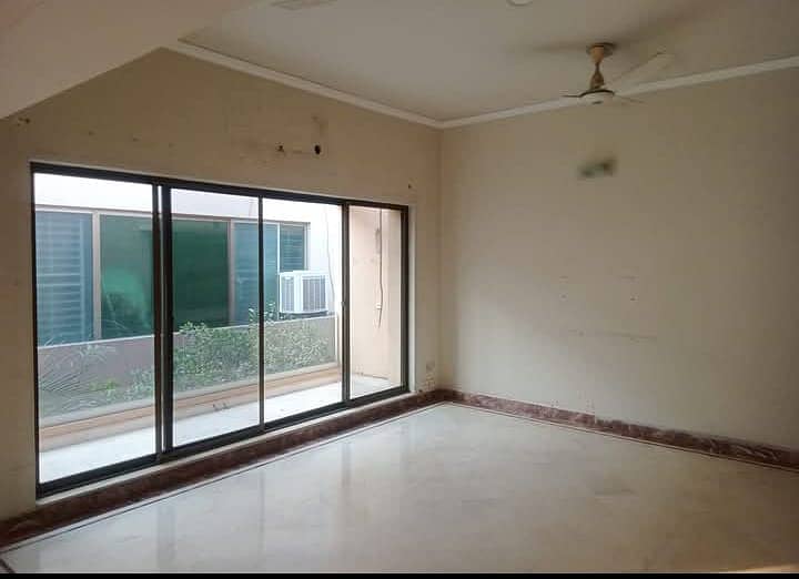 Dha Phase 2 Block S 1 Kanal House Available 10 Year Old House 10