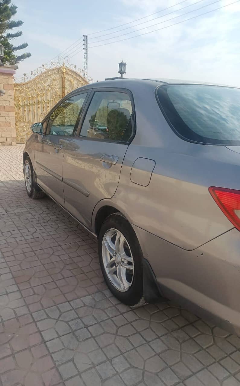 Honda City IDSI 2004 | Honda City IDSI | City For Sale 3