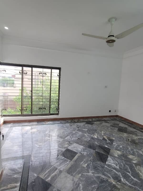 Dha Lahore 1 Kanal House For Sale 0