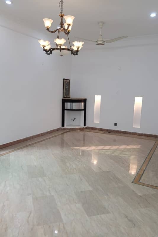 Dha Lahore 1 Kanal House For Sale 17