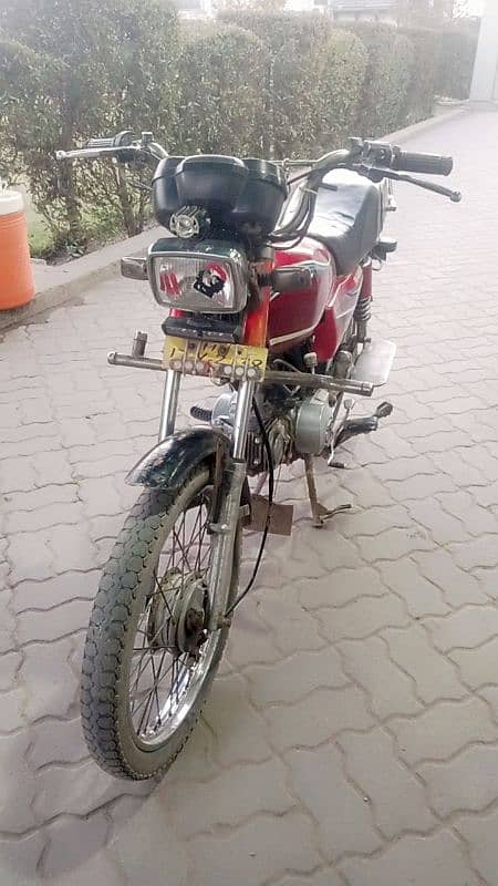 SUPER POWER BIKE 100 CC 0