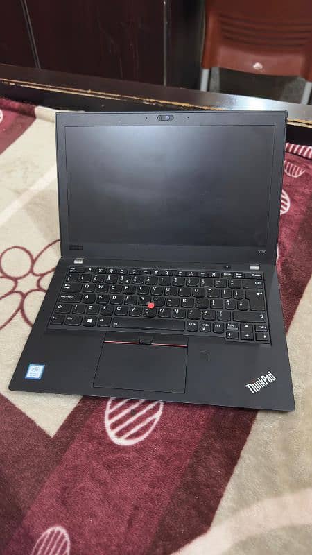 lenovo thinkpad i7 8th generation laptop 4