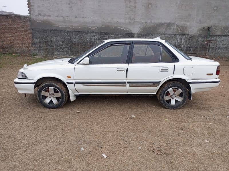 Toyota Corolla XE 1987 2c 2000cc engine 22 ki average 0