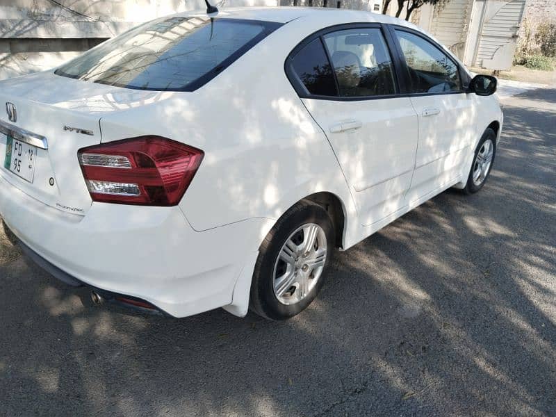 showroom condition Honda City IVTEC 2018 6