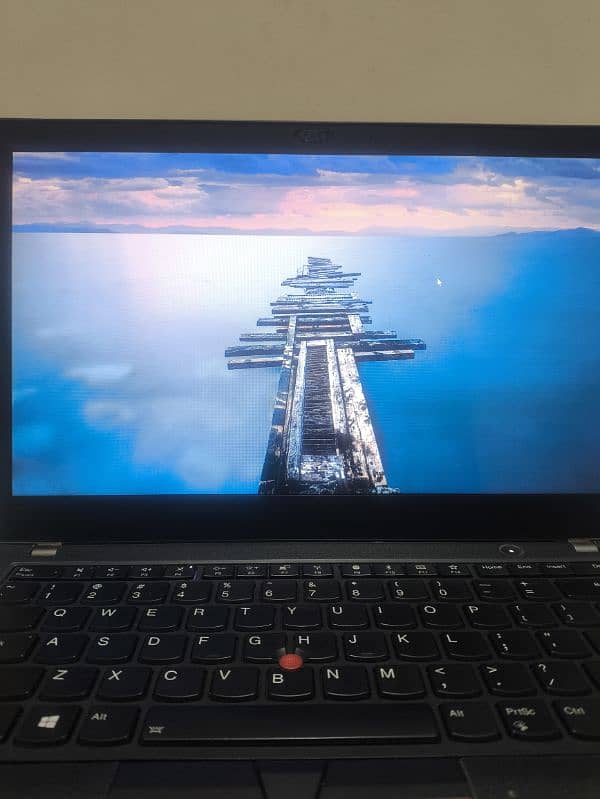 Lenovo Thinkpad core i5 8th gen 10/10 condition 4