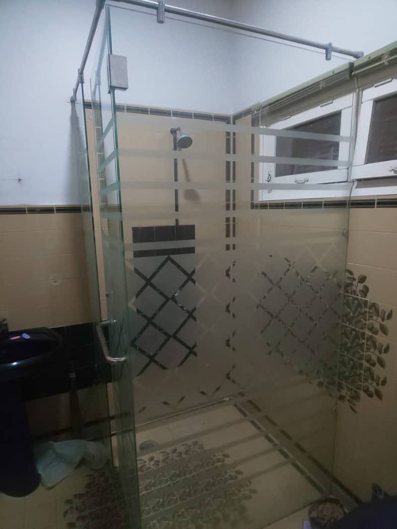 Shower Cabin 41 by 42 by 84 height 3