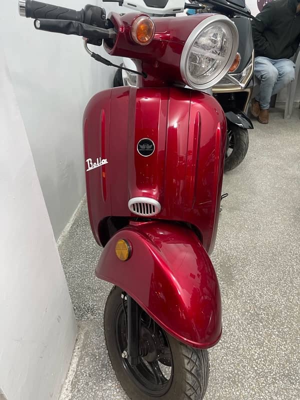 scooty bella 100cc 2