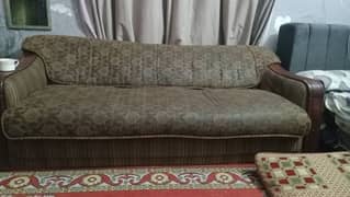 7 seetar sofa good condition