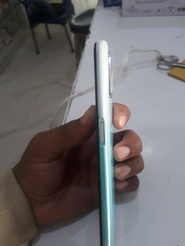 Oppo A52 6 +128GB - Used 2