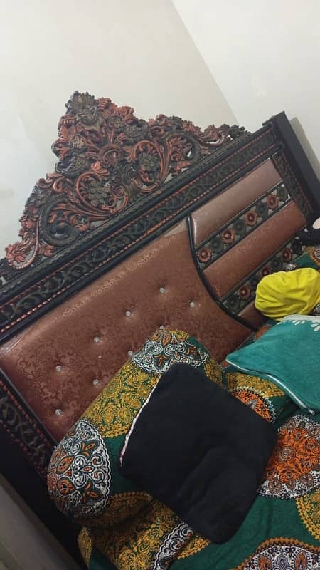 Iron Bed 9/10 condition 0