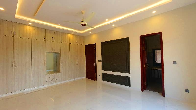 Stunning And Affordable Corner House Available For Sale In Punjab Small Industries Colony 23