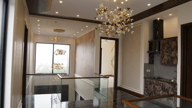 1 Kanal Modern Design Low Price Brand New Luxury Palace For Rent 37