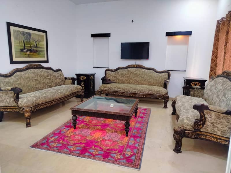 1 Kanal Modern Design Low Price Luxury Palace For Rent 43