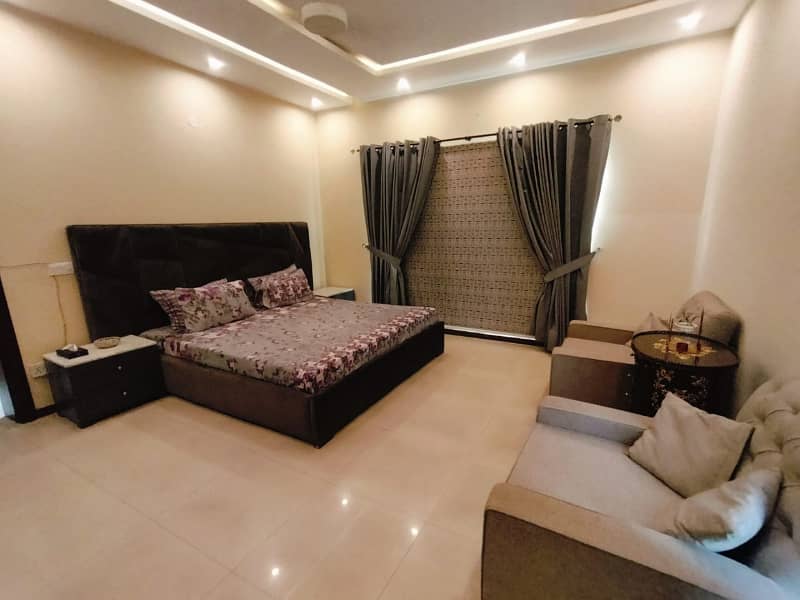 1 Kanal Luxry Bungalow Prime Located For Rent In Phase 6 10