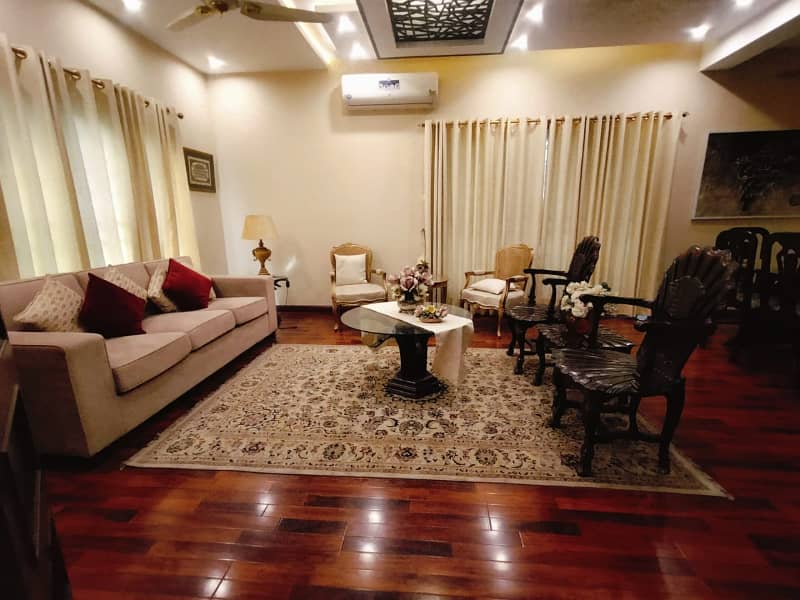 1 Kanal Luxry Bungalow Prime Located For Rent In Phase 6 18