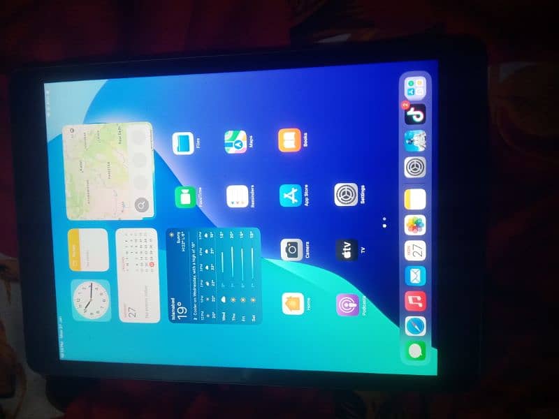 Apple ipad 9th 64GB new condition 0