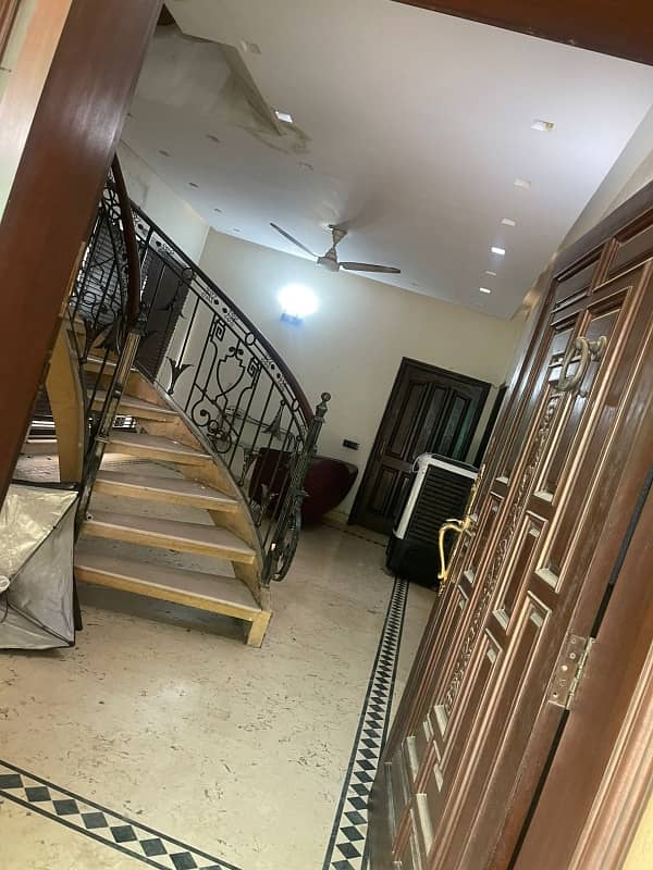 10marla 3bed owner build house available for sale in dha phase 4 12