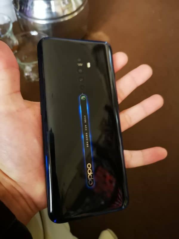 oppo reno 2  8rom 256gb all OK 10 by 9best 1