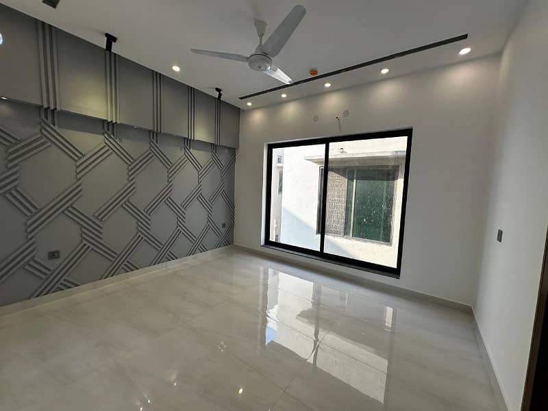 5 MARLA BRAND NEW HOUSE FOR SALE IN DHA RAHBAR 11 BLOCK L 7