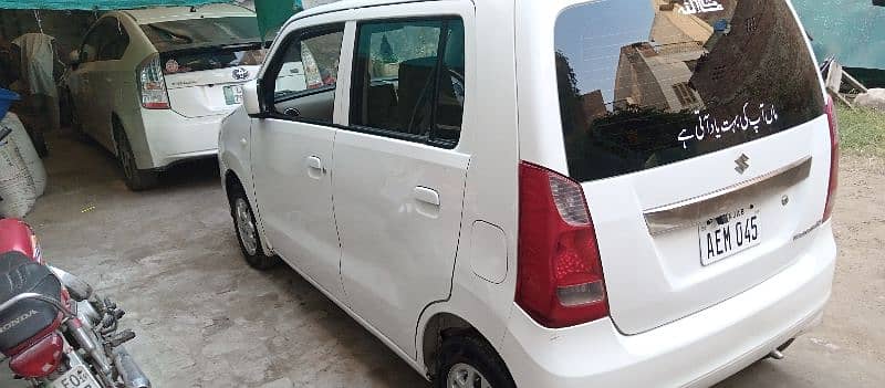 Suzuki Wagon R 2021 16