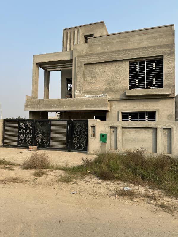 10 Marla grey structure House for Sale in sector E Iqbal block Bahria Town Lahore 5