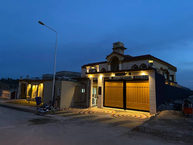 Bahria town, phase 8, 49 Marla grand house with 12 ft walls and huge gate entrance 1