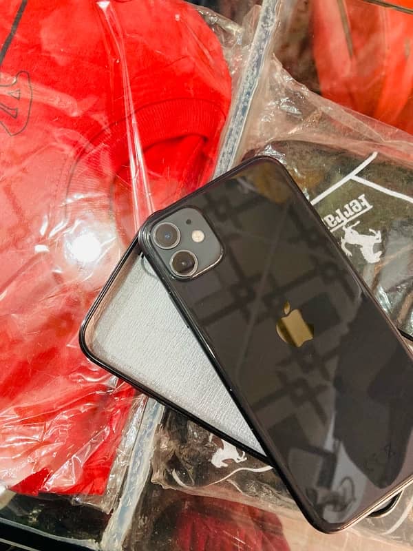 iPhone 11 factory unlock 64 gb 0