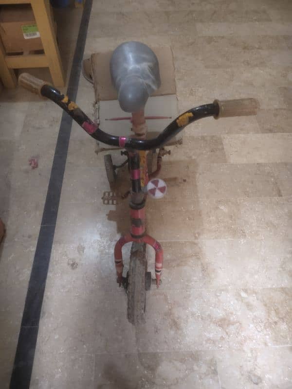 kids cycle 40kg weight easily old but gold argent sale 2