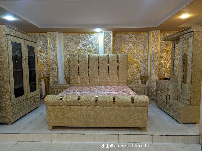 bed / double bed / king size bed / poshish bed / bed set / side table 9