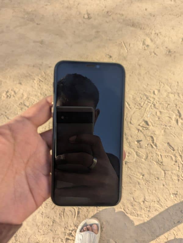 iphone 11 pro urgent sale 2