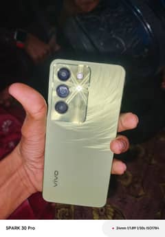 Vivo y100