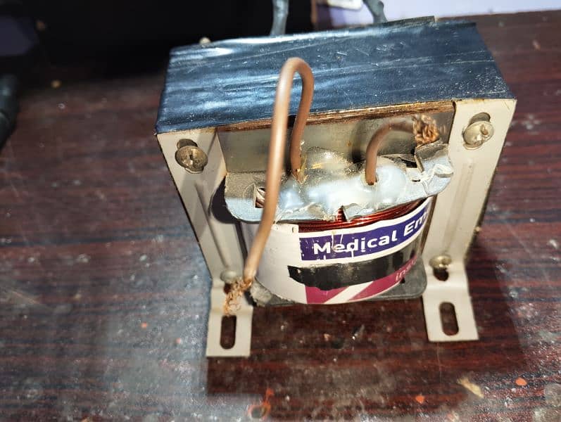 12-0-12  Transformer 5 amp in pure copper winding in working condition 0