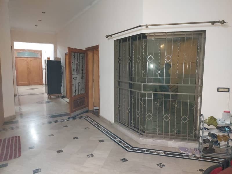 Upper Portion Separate Gate For Rent For Family 8