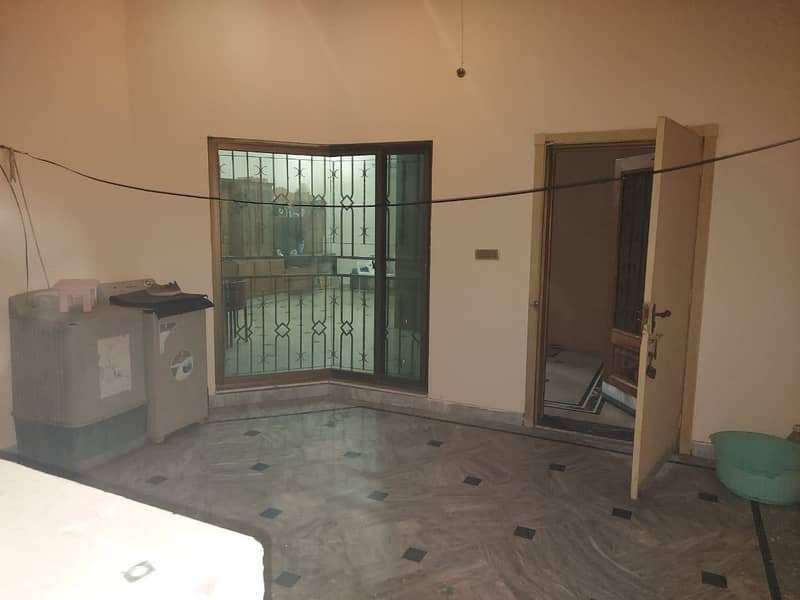 Upper Portion Separate Gate For Rent For Family 10