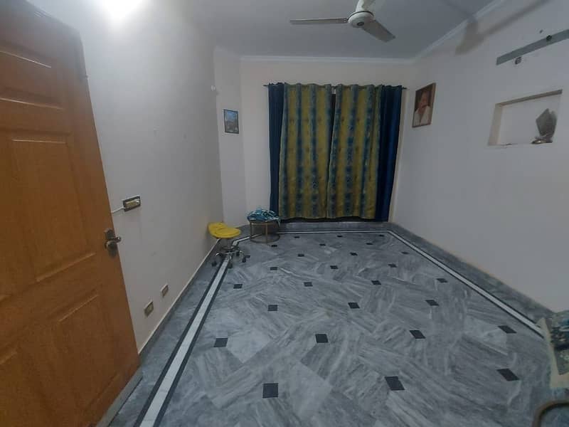 Upper Portion Separate Gate For Rent For Family 15