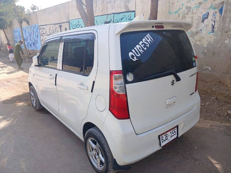 Suzuki Wagon R 2014 1